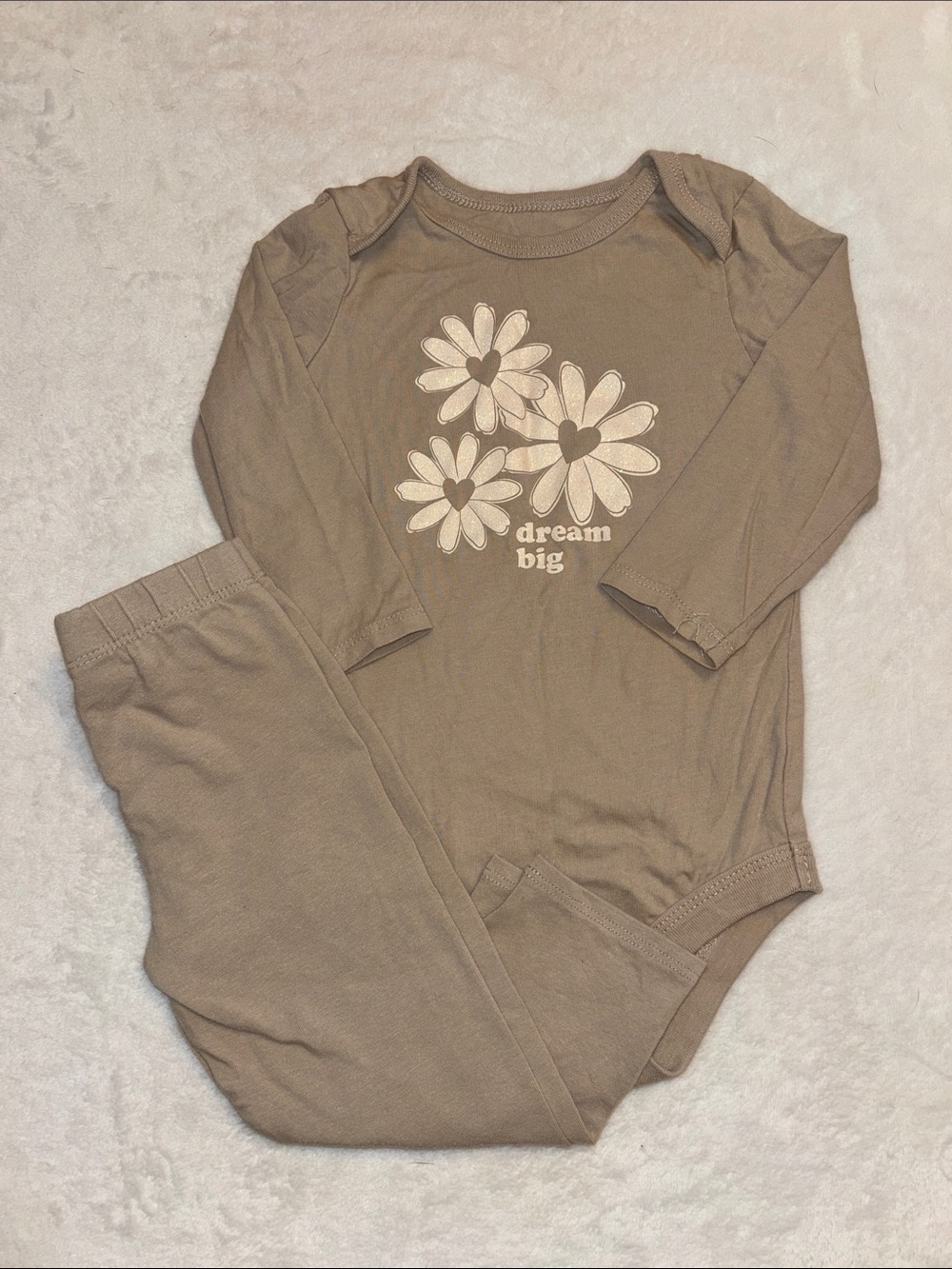George Neutral Daisy 'Dream Big' Long Sleeve Bodysuit matching set 12-18 months